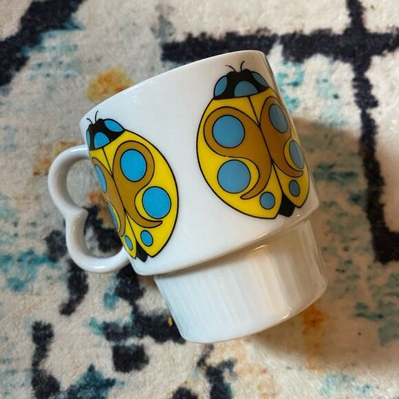 Vintage 1970s Stackable Mug RARE yellow ladybug Japan 60s MCM vtg groovy mugs - Picture 8 of 8